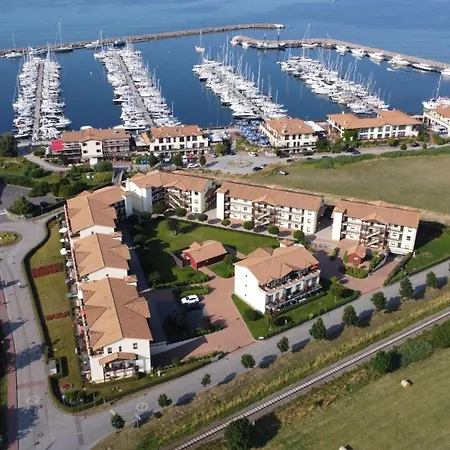 9989-urlaubstraeume-am-meer-we-2-1 *